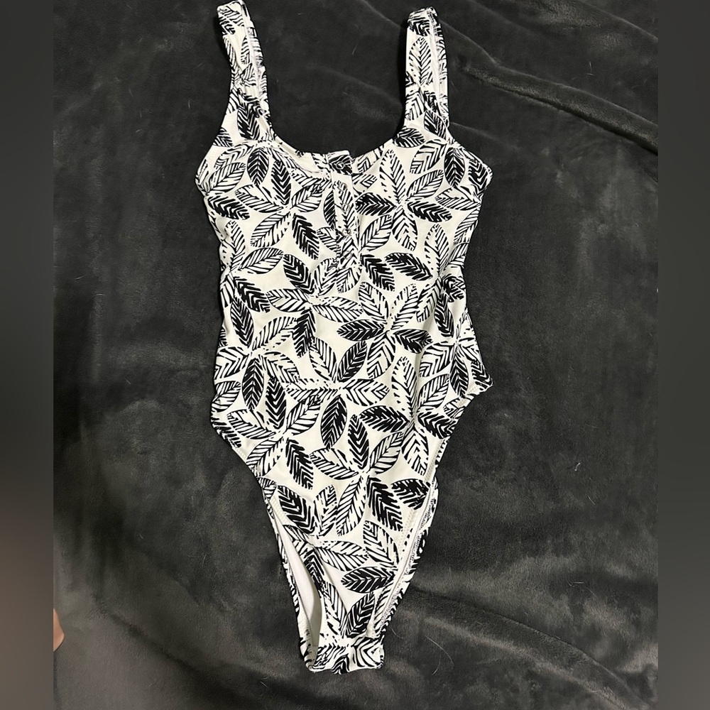 🖤 Aerie one piece